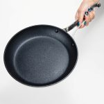 Vaevatu kleepumisvastane pann